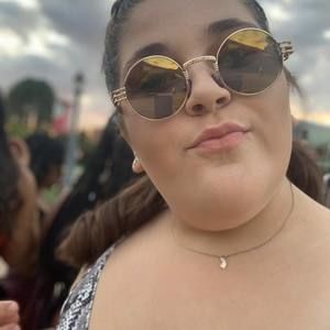 Meet your Posher, Amanda